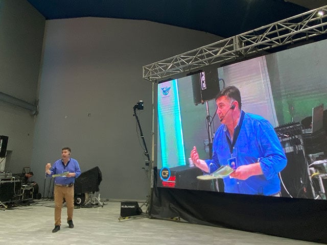 Charla de desarrollo en Foro Empresur